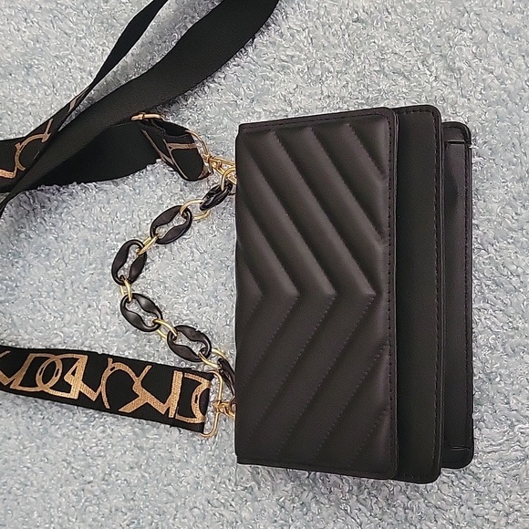Handbags - Over shoulder purse